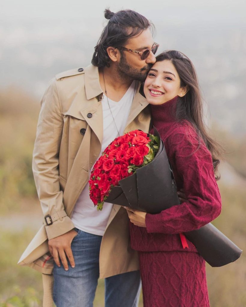 Mariyam Nafees Shares her Rosy Engagment Pictures
