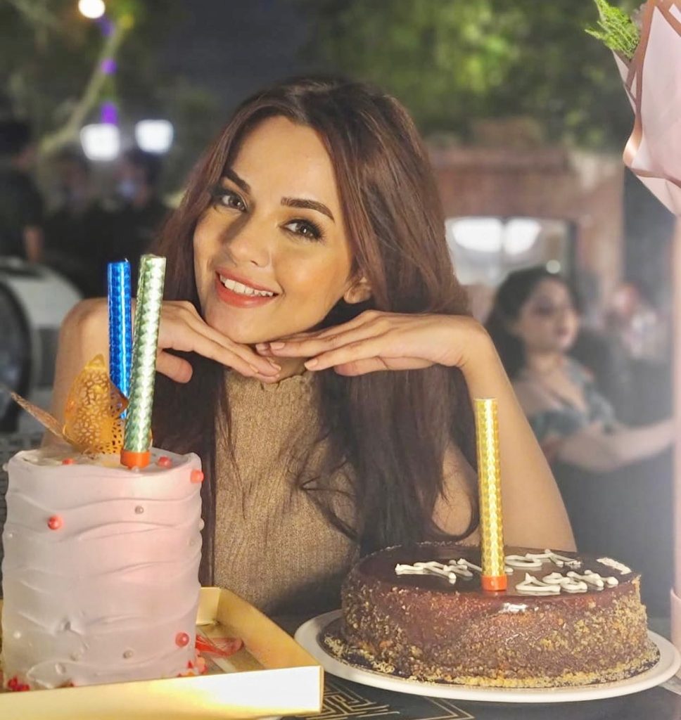 Komal Meer Birthday Celebrations - Gorgeous Pictures