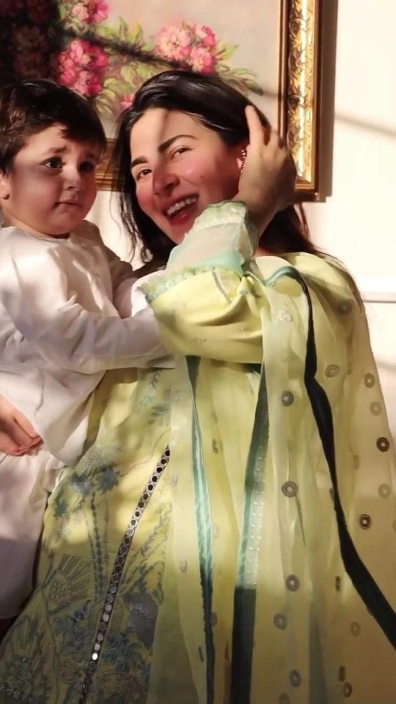 Naimal Khawar Adorable Pictures With Her Son