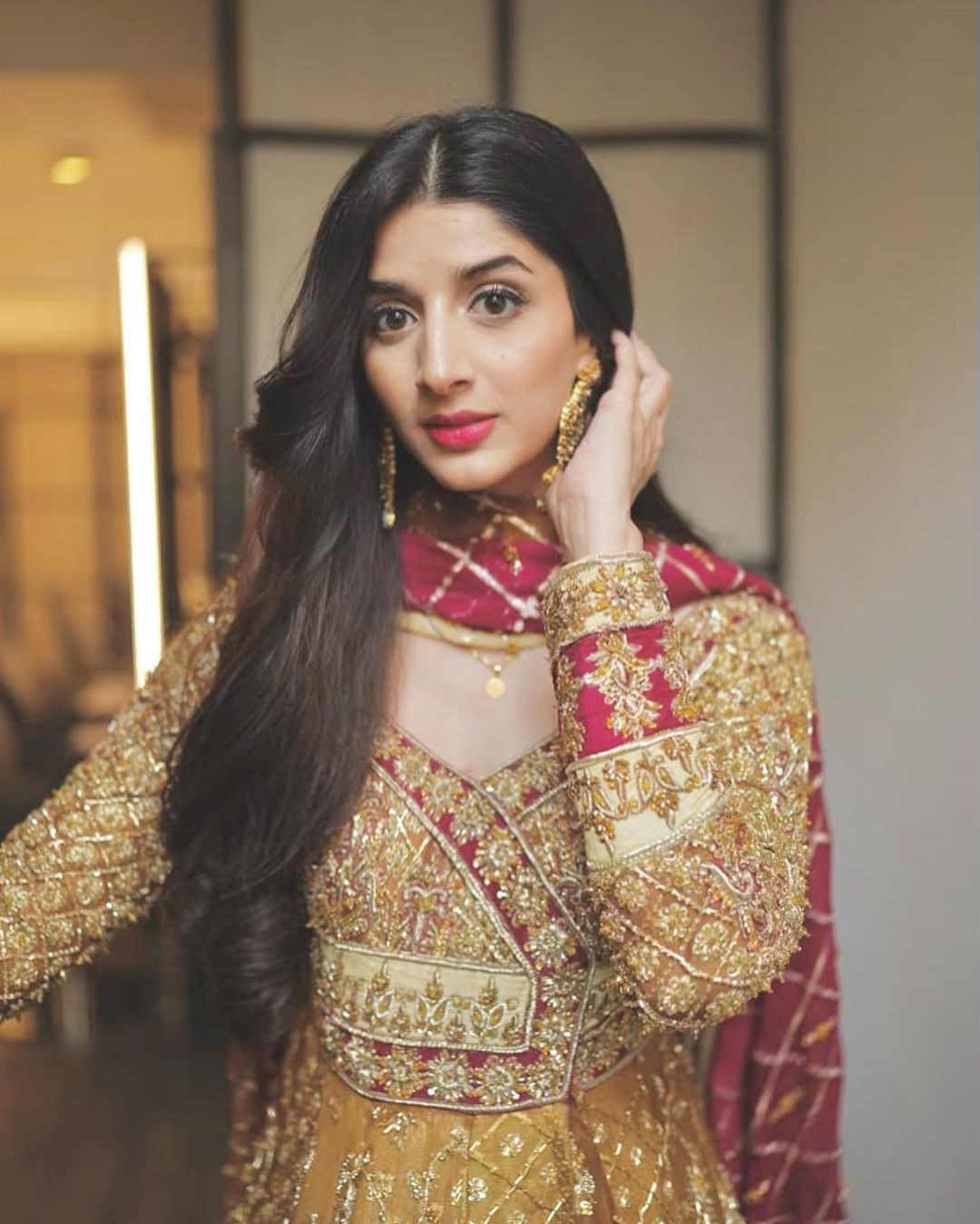 Farhan Saeed and Urwa Hocane are Separated - Farhan Confirms 2 Farhan Saeed and Urwa Hocane are Separated - Farhan Confirms