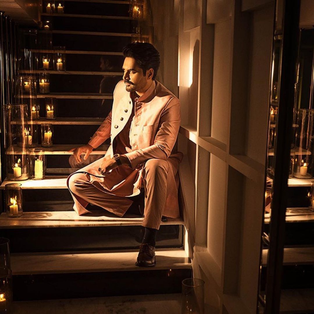 Mehwish Hayat and Humayun Saeed Sizzling Shoot 6 Mehwish Hayat and Humayun Saeed Sizzling Shoot
