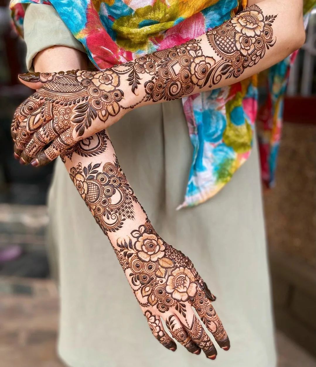 30+ Mehndi Designs for Hands, Arms and Feet
