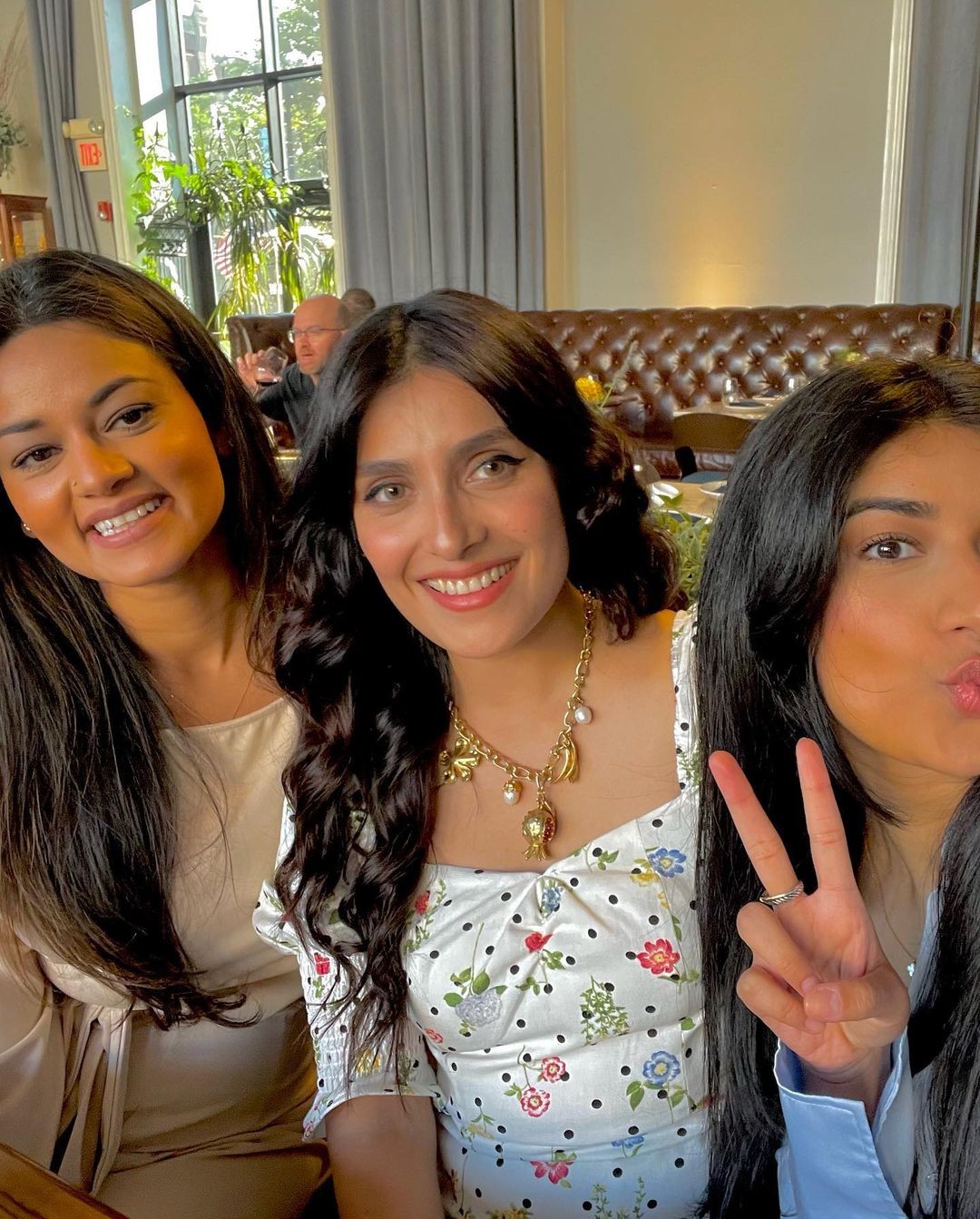 Ayeza Khan Day Out with Girls 5 Ayeza Khan Day Out with Girls