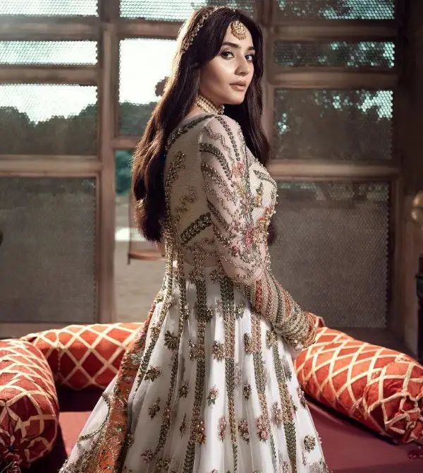 Dur e Fishan Mesmerizing Bridal Shoot 4 Dur e Fishan Mesmerizing Bridal Shoot