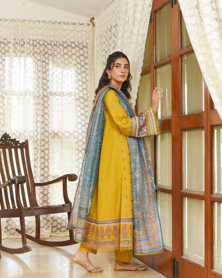 Qalamkar | Q Linen 25 | KL-10 FAYE main image 1