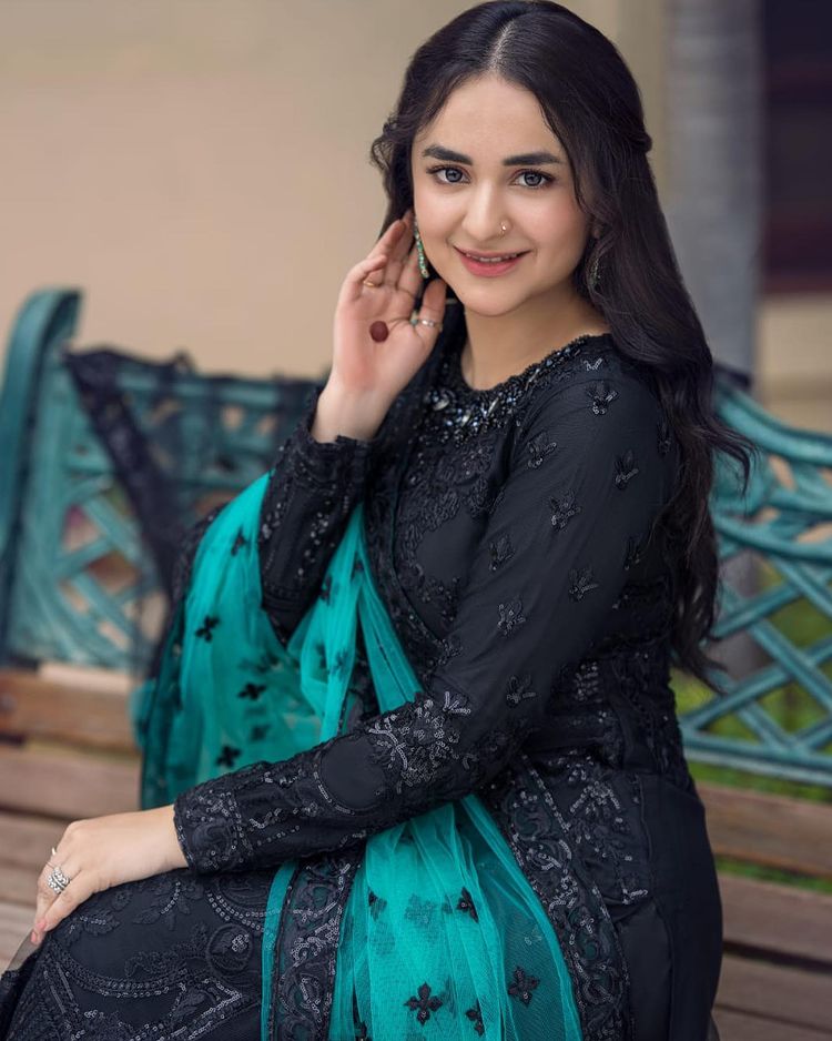 Tere Bin - Yumna Zaidi shares Her Experience working with wahaj 3 Tere Bin - Yumna Zaidi shares Her Experience working with wahaj